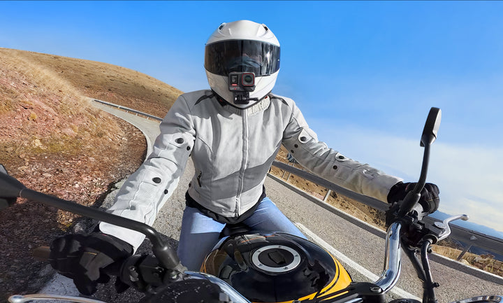 Insta360 Ace Pro 2 — Dual Battery Bundle (CINSBBGA)