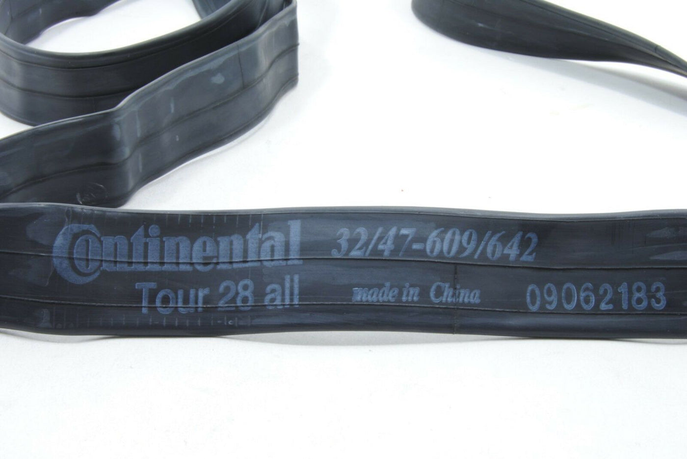 2X - Continental Tour 700c Bicycle Tube, 28/47 42mm Presta Valve